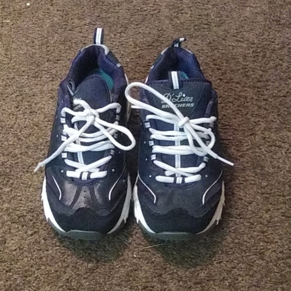 Skechers